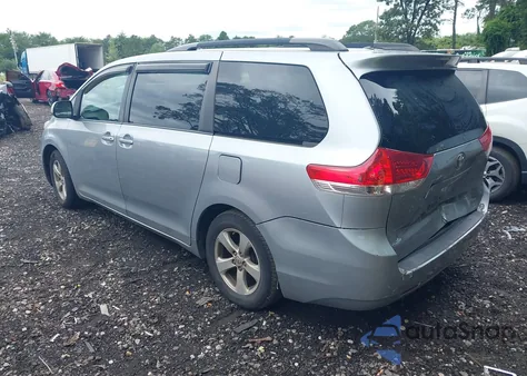 2014 Toyota Sienna Le V6 8 Passenger from USA, damaged, VIN 5TDKK3DC4ES519064